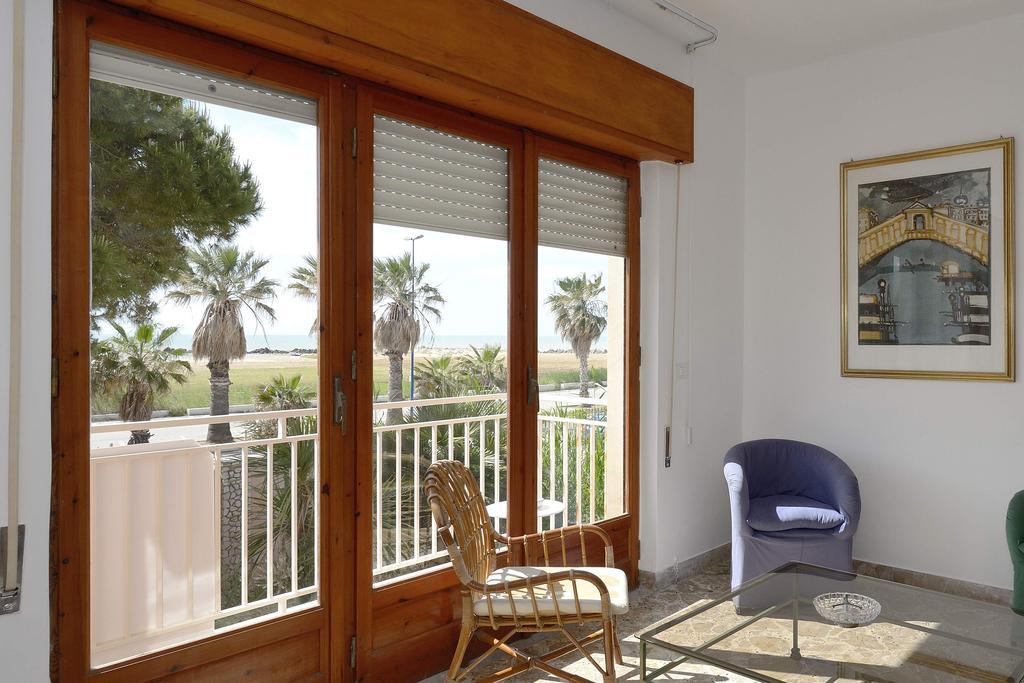 App.Ti Scala Dei Turchi Tetide Porto Empedocle Quarto foto