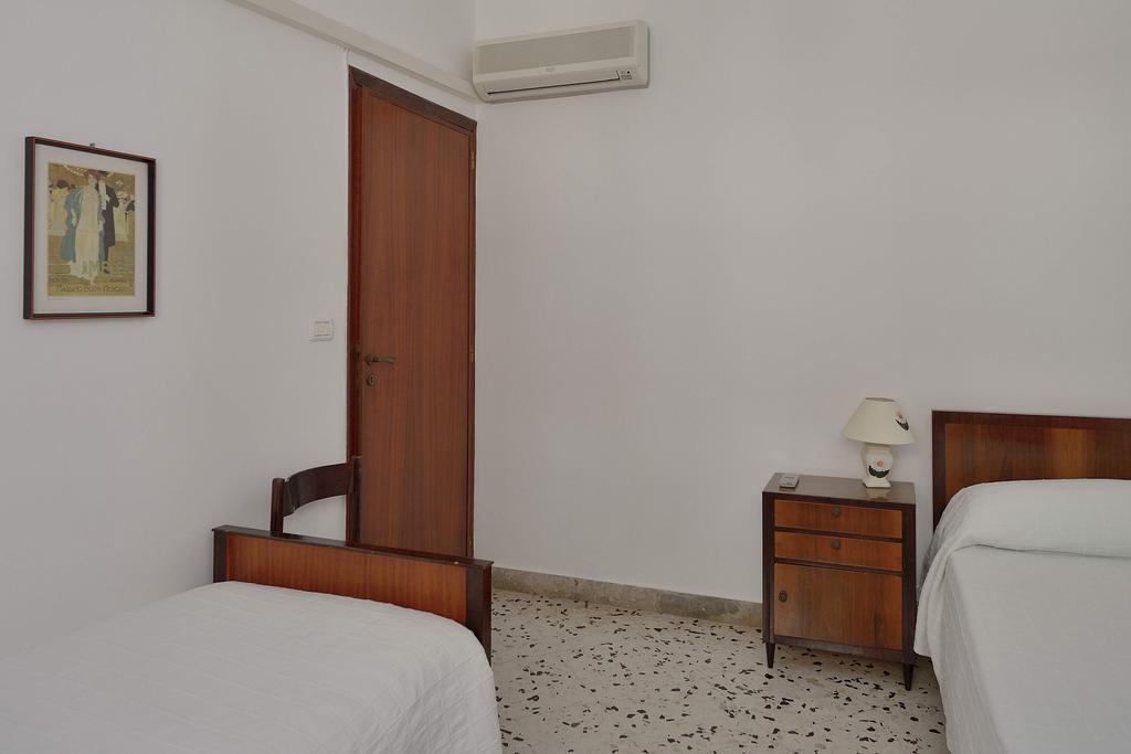 App.Ti Scala Dei Turchi Tetide Porto Empedocle Quarto foto