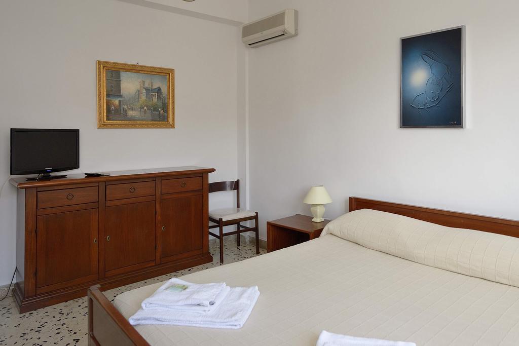App.Ti Scala Dei Turchi Tetide Porto Empedocle Quarto foto